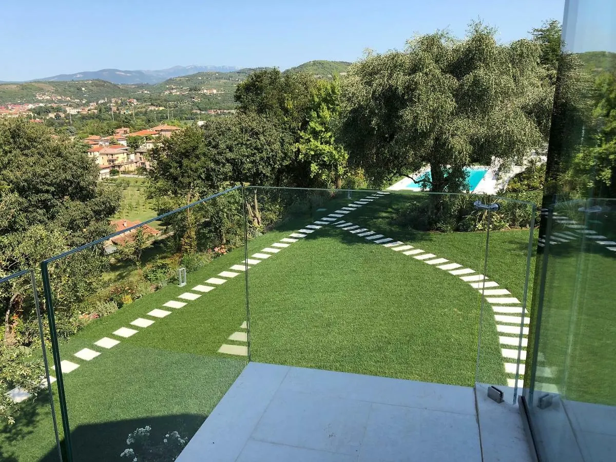 Villa Il Bacio Del Sole Verona Italy