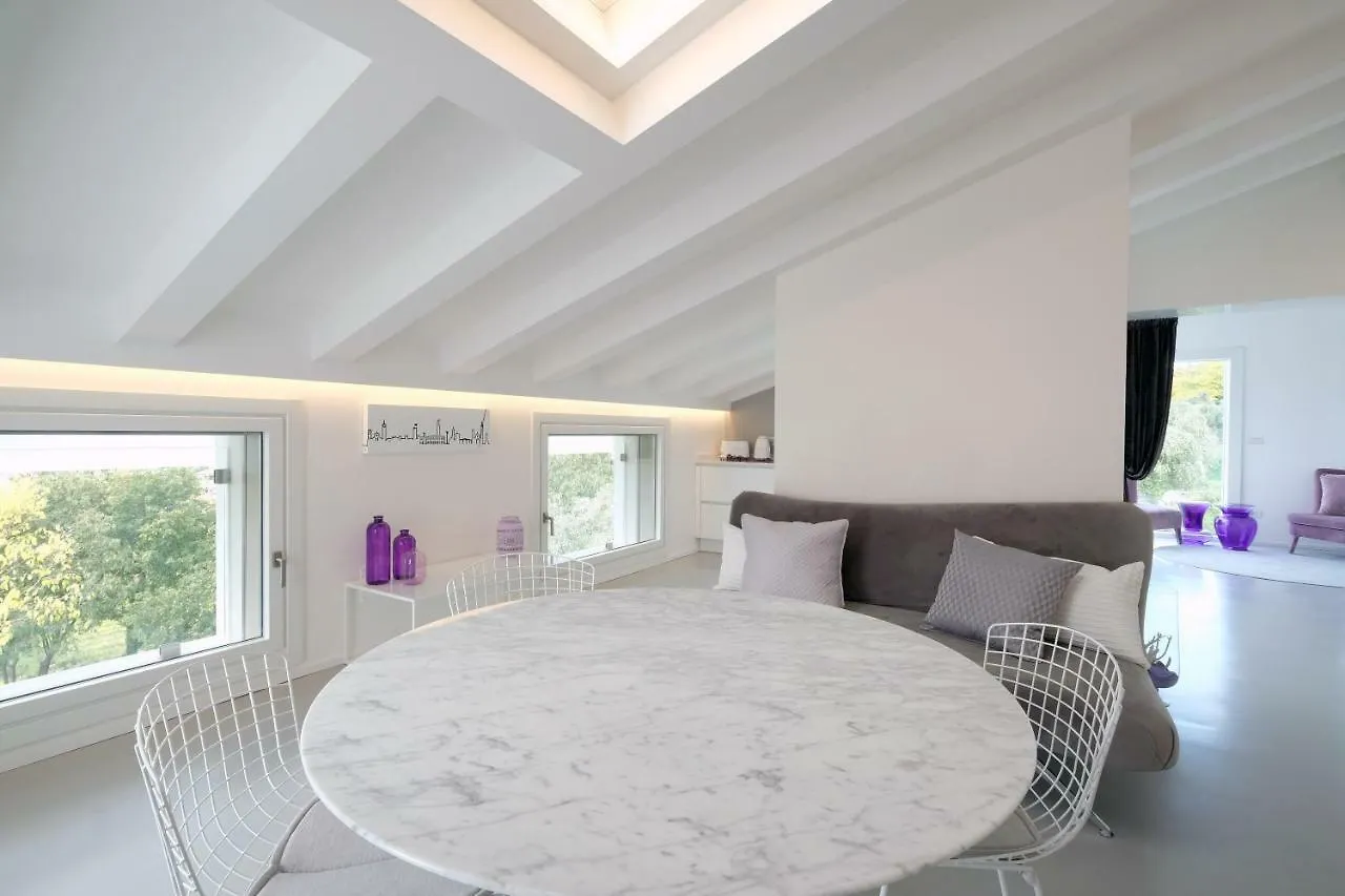 Apartment Villa Il Bacio Del Sole Verona